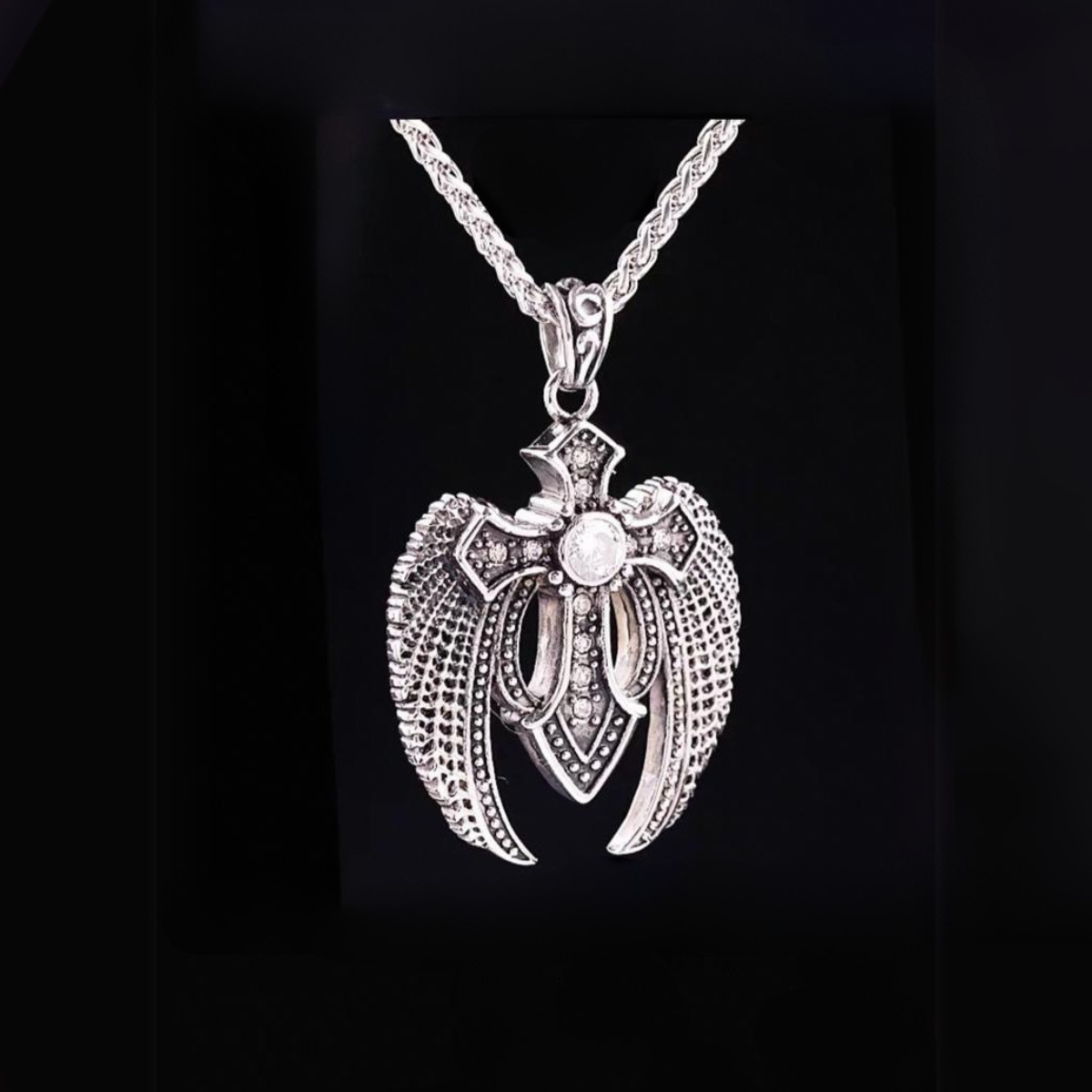 Obsidian Thornwing Cross