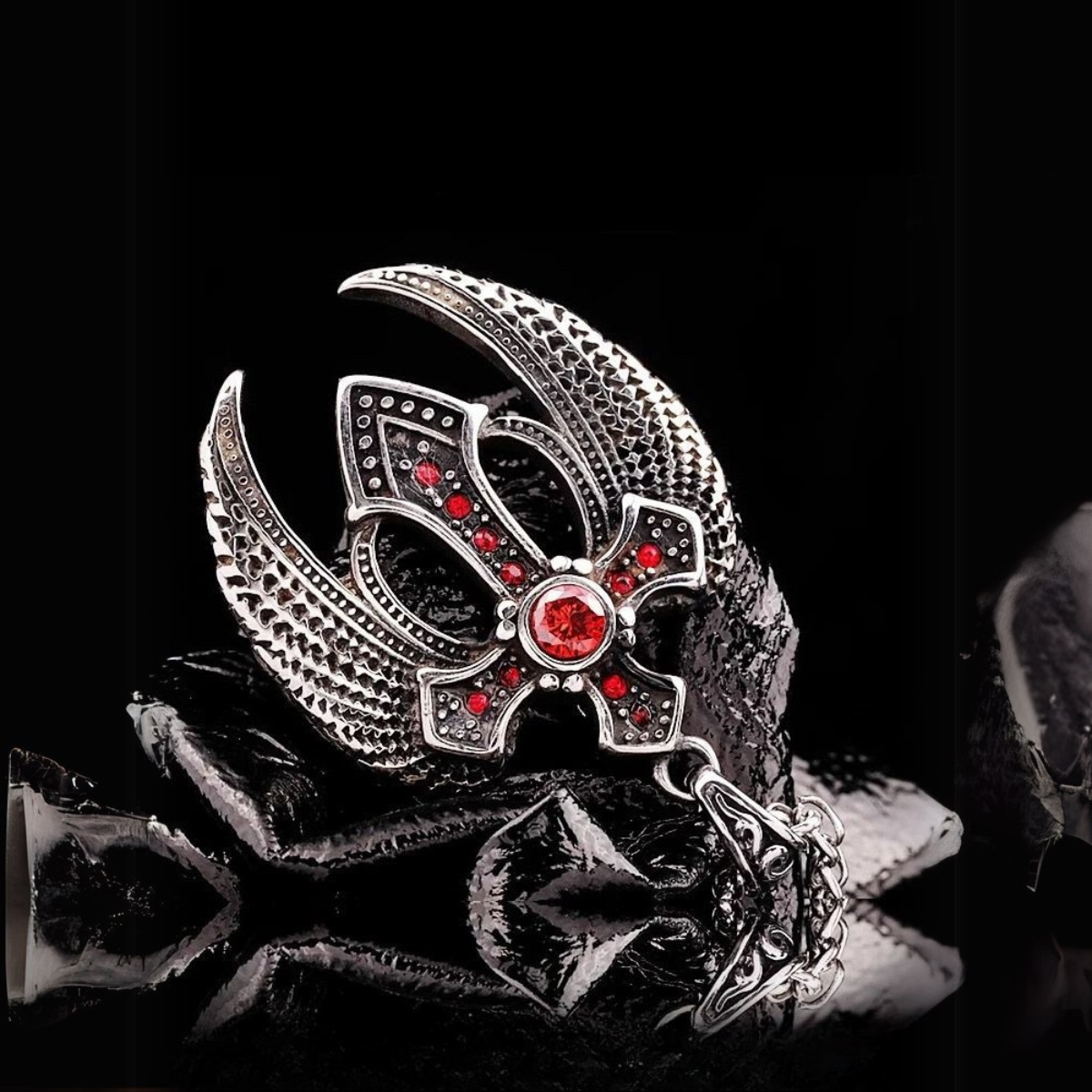 Obsidian Thornwing Cross